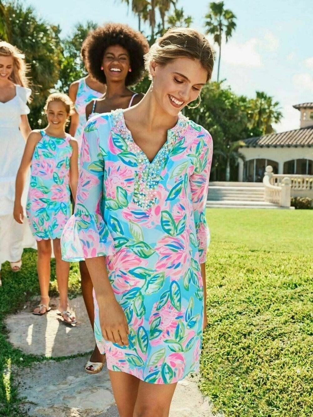 << Lilly Pulitzer Elenora Embellished Silk Dress – Sz Small